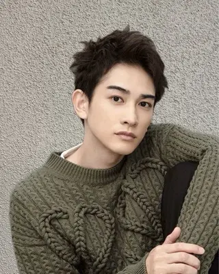 ショート EN所属・岡本 拡夢のヘアスタイル