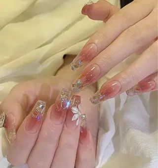 ネイル D-BEAUTY Nailsalonのネイルデザイン