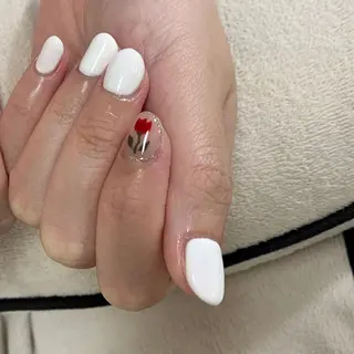 ネイル アトリエ　ミモザ所属・いまむら あかりのネイルデザイン