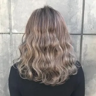 セミロング カラー サロウィン所属・K-POP好き美容師 🇰🇷Kai.Yのヘアスタイル