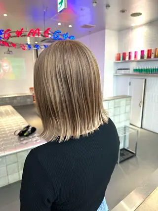 セミロング カラー 🌈艶髪ベージュ🌈 ユウトのヘアスタイル