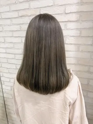 セミロング カラー HAUS 片山みほのヘアスタイル