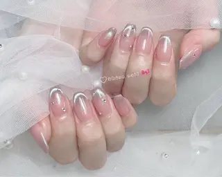ネイル 〜Shine Nail〜【サイナネイル】パラジェル／ 長さだし／持ち込み／ワンホン／フィルイン所属・shine 🎀 長さだし&デザインのネイルデザイン