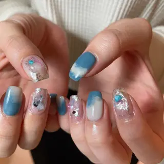 ネイル Ami 🦥のネイルデザイン