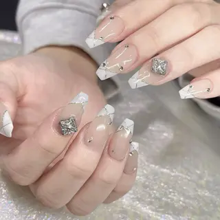 ネイル Queens 榊 まおのネイルデザイン