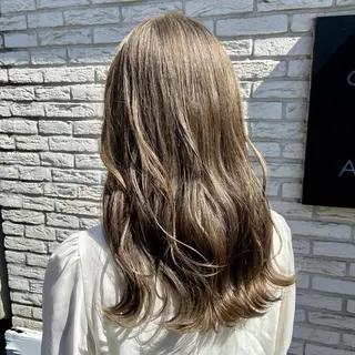 セミロング カラー 全店売上No.1🏆 ✨深江裕稀のヘアスタイル