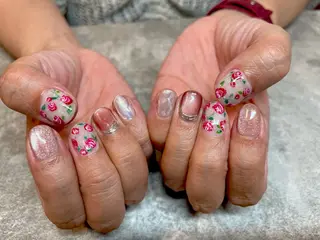 ネイル 佐藤  悠子のネイルデザイン