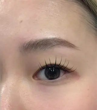 アイブロウ 🩵Honoka🩵 makeaのマツエク・マツパデザイン