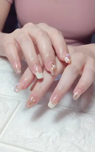 ネイル E·U·B ネイル所属・横浜市中区曙町 E·U·Bネイルのネイルデザイン