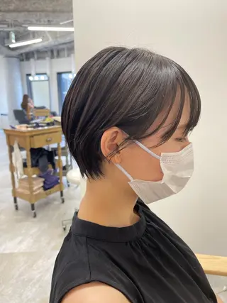 ショート カラー 色白に見える暗髪 梅田・増田のヘアスタイル