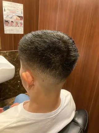 メンズ ヒロ銀座 名駅西口店のヘアスタイル