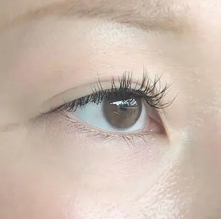 ミディアム カラー ヘアアレンジ マツエク・マツパ ウプエステティック所属・韓国肌管理 ウプエステティックのエステ・リラクイメージ