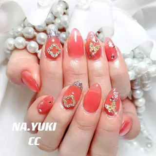 ネイル 🦋 Queenieのネイルデザイン