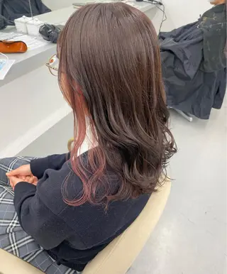 ミディアム 丸山 純奈のヘアスタイル