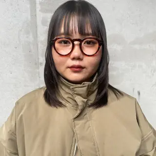 ミディアム カラー ホリケ アオイのヘアスタイル