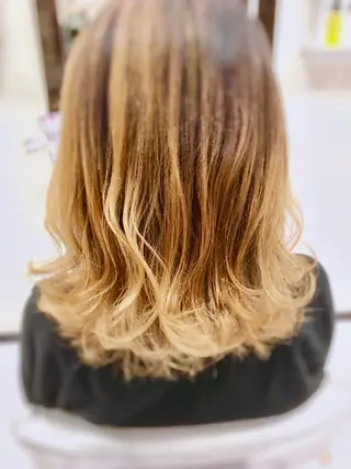 カラー MUSASHI ブリーチカラー◎のヘアスタイル