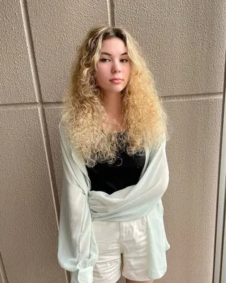 ロング 平 一裕のヘアスタイル