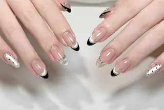 ネイル Pure&Rich Nailのネイルデザイン