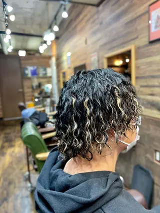 ショート パーマ ツイスパ/Wカラー ✨RYUのヘアスタイル
