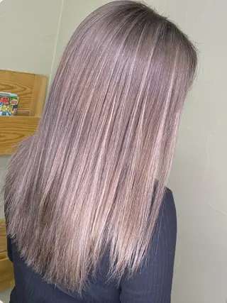 セミロング カラー MERRY所属・寺門 拓馬のヘアスタイル