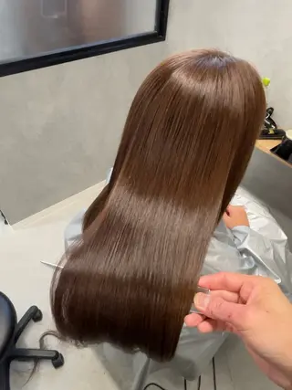 ロング 透明感カラー特化/ 顔まわり特化/辻部のヘアスタイル