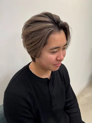 ショート カラー hono🐬カラー 特化/ハイトーンのヘアスタイル