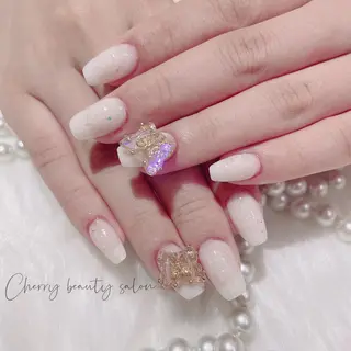 ネイル SAKURA 🍒のネイルデザイン