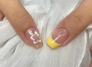 ネイル 夏 目のネイルデザイン