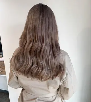 ミディアム カラー ✨艶ブリーチカラー ✨四ノ宮裕己のヘアスタイル
