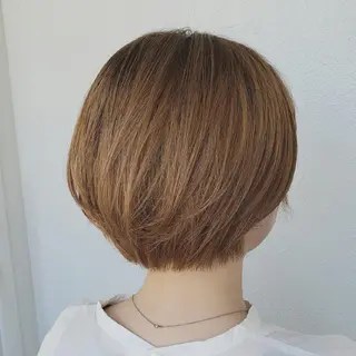 ショート カラー 神谷 涼のヘアスタイル