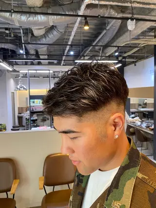 カラー メンズ 【博多ハイライトカラ ー】中島啓太のヘアスタイル