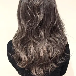 ミディアム カラー AMI Hair  supply所属・髪質改善カラー 韓国風レイヤーのヘアスタイル