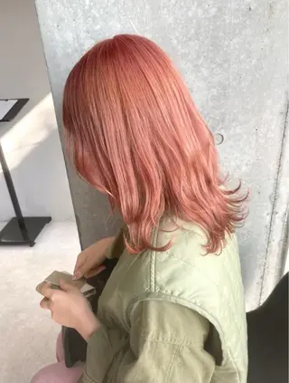 ミディアム カラー ヘアアレンジ ミルクティー/ピンク カラー/ みう🎀のヘアスタイル