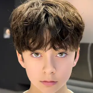 パーマ メンズ GO TODAY シェアサロン　原宿　Verno店所属・センターパート特化/ メンズカット/ヒロキのヘアスタイル