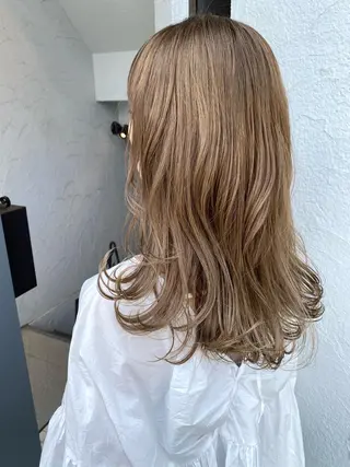 セミロング AUBEHAIRpeony所属・山形酸性ストレート 古川✂︎のヘアスタイル