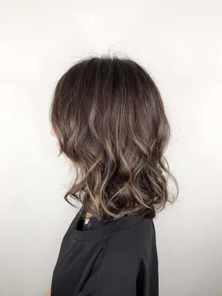 ミディアム カラー インナーカラー/ ストレート/奥野洸也のヘアスタイル