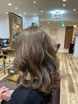 ミディアム YASUHIRO グレージュ/メンズのヘアスタイル