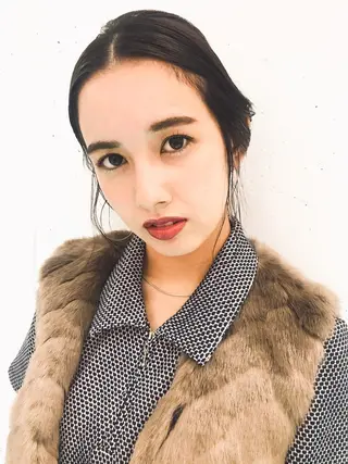 ヘアアレンジ pole/apartment所属・💓パーマ，💗 レイヤーカットのヘアスタイル