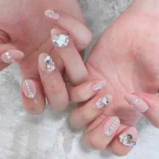 ネイル 吉岡 裕子のネイルデザイン