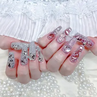 ネイル queens nailsalonのネイルデザイン