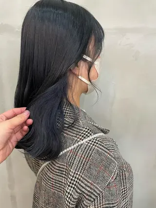 カラー 益 佑夏のヘアスタイル