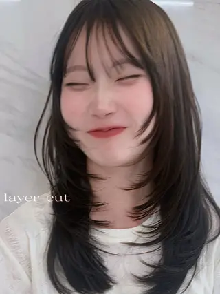 セミロング カラー Pocket仙台 💚モエリのヘアスタイル