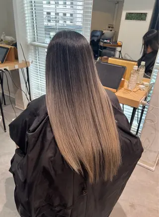 ロング カラー ROBIN所属・指名数No.1 /NAOYAのヘアスタイル