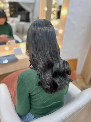 ロング カラー ヘアアレンジ 小林 カナのヘアスタイル