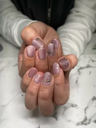 ネイル Mi-roomネイル 耳ツボジュエリーのネイルデザイン