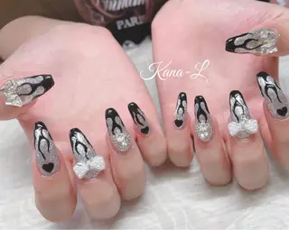 ネイル 芦辺 香奈のネイルデザイン