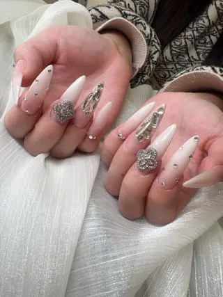 ネイル nailstudio ′ecole所属・nailstudio ′ecoleのネイルデザイン