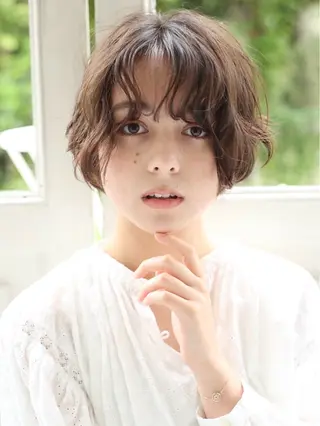 カラー 田村 汐織のヘアスタイル