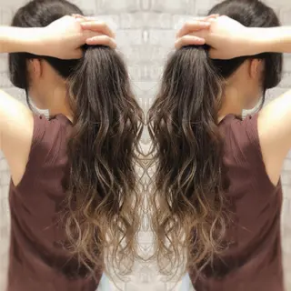 ロング カラー EARTH 越谷店のヘアスタイル