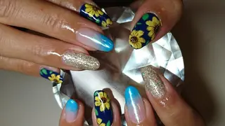 ネイル LAVISH nail salonのヘアスタイル